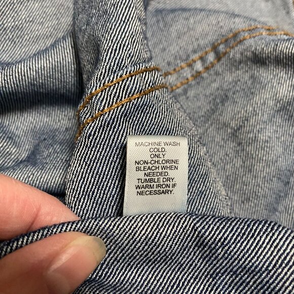 Cato Womens Denim Vest Size 26/28W Blue With Button Front & Pockets - Picture 7 of 11